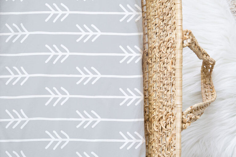 Kushies Flannel Bassinet Sheet -Grey Arrows