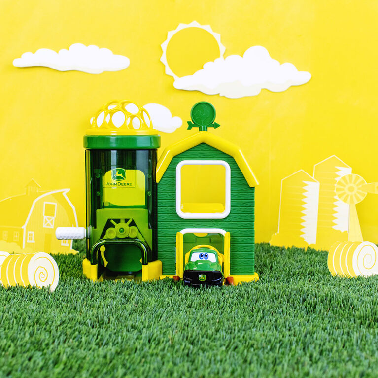 JOHN DEERE Go Grippers John Deere Barn Playset