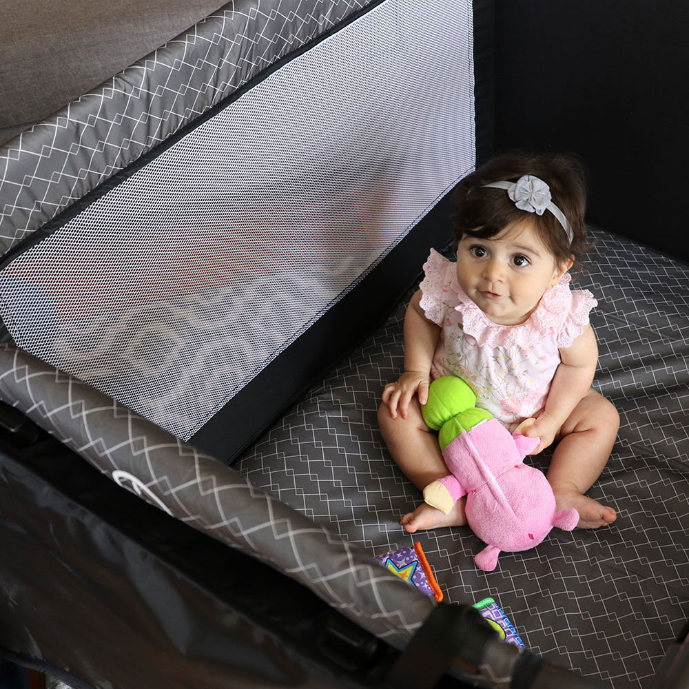 Bily playpen 2025