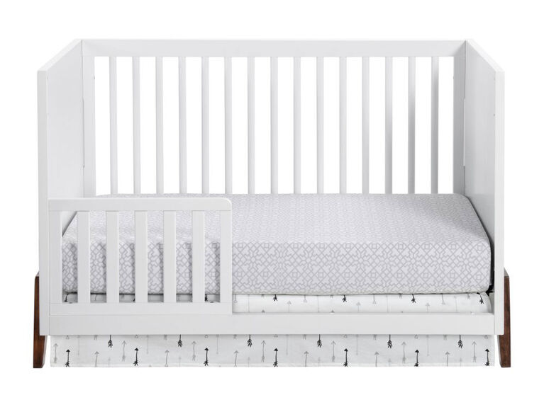Oxford Baby - Mari Modern Crib White