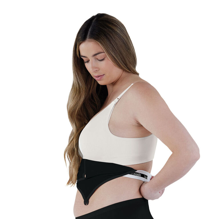 Magically transform your nursing bra into a pumping bra in seconds