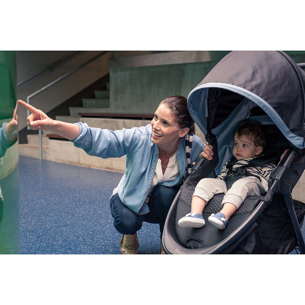 britax b free child tray