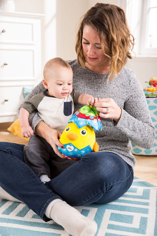 Lamaze Hatching Henry Peek A Boo Play