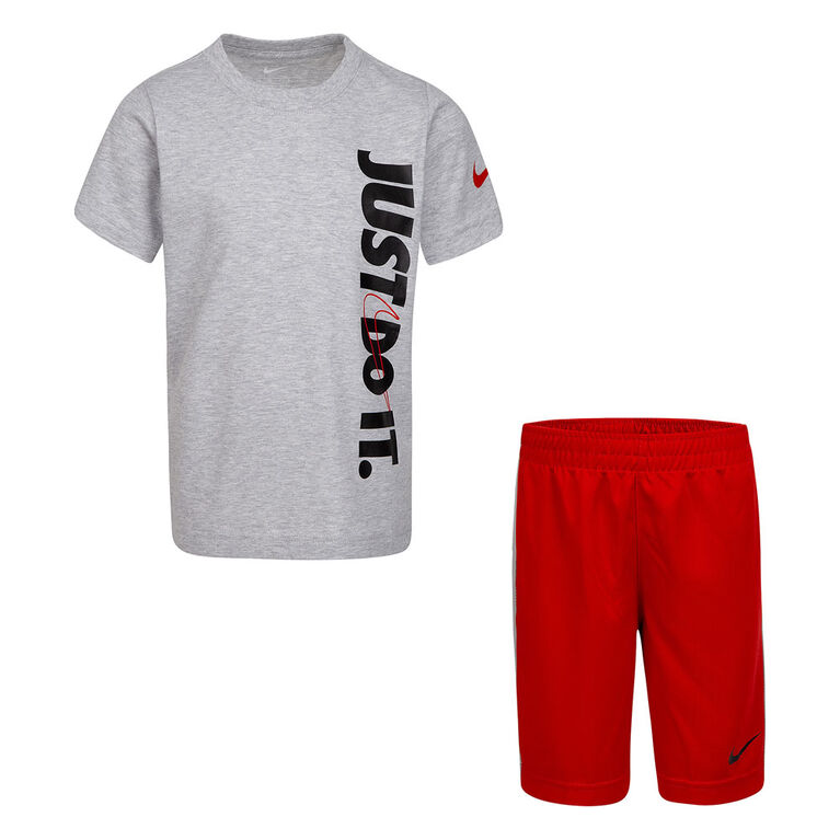 Nike T-shirt and short set Red, Size 4