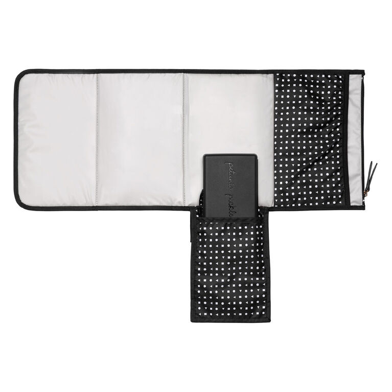 Petunia Pickle Bottom - Nimble Diaper Clutch + Changer in Neo Geo - Baby, Infant, Toddler