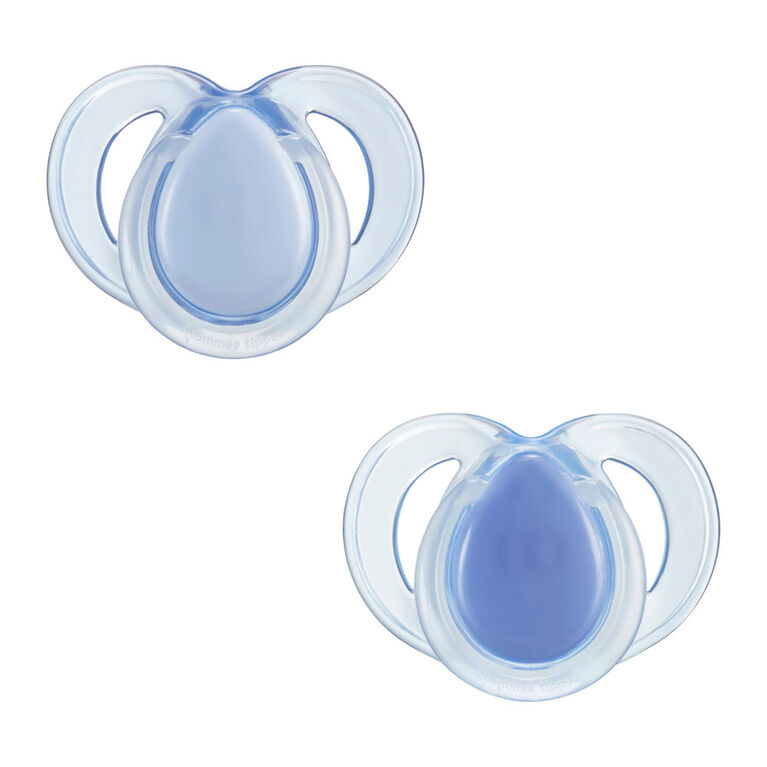 Tommee Tippee Chupete Nocturno, 18-36m, Vaina Esterilizadora Reutilizable, Colores Surtidos, Pack de 2