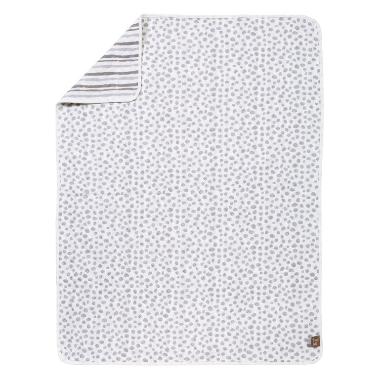Trend Lab Gray Cloud Knit Blanket