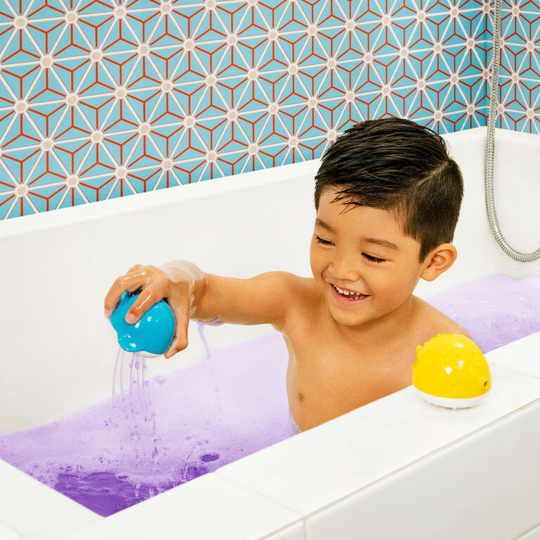 Color Buddies Moisturizing Bath Bombs & Toy Dispenser Set
