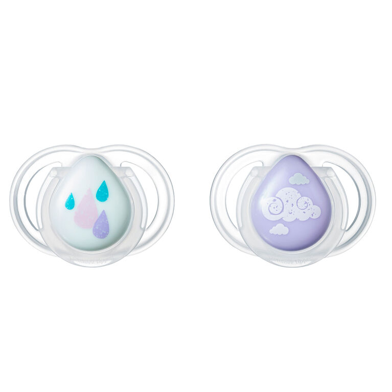 Tommee Tippee 0-2 month Newborn Pacifier 2-Pack - Purple Rain | Babies