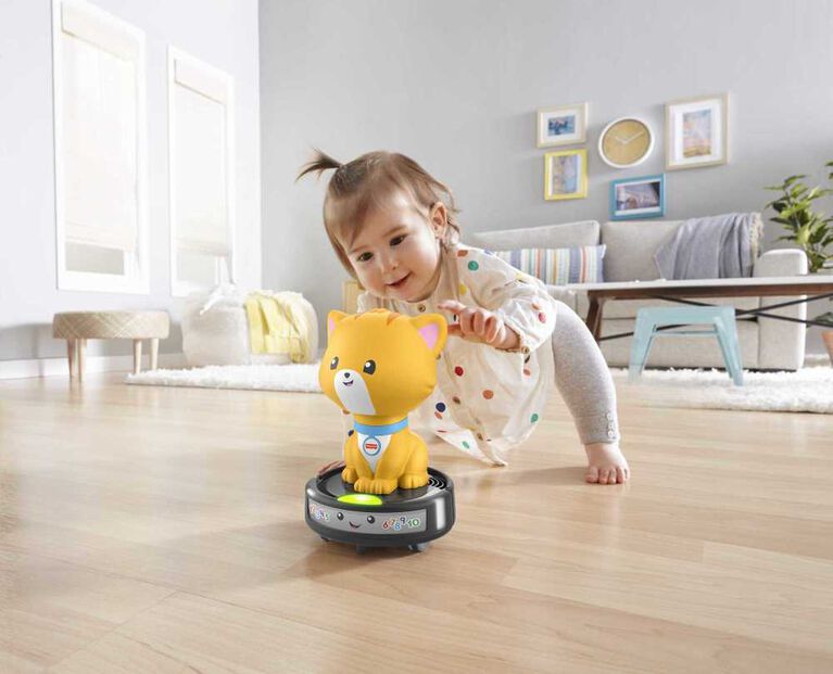 ​Fisher-Price Laugh & Learn Crawl-After Cat on a Vac - Bilingual Edition