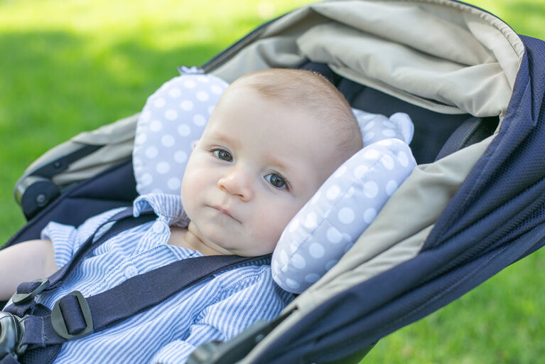 Benbat - Baby Headrest - Bear Hug / Grey / 0-12 Months Old