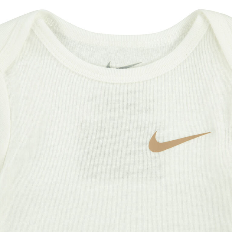 Combinaision Nike - Ivoire