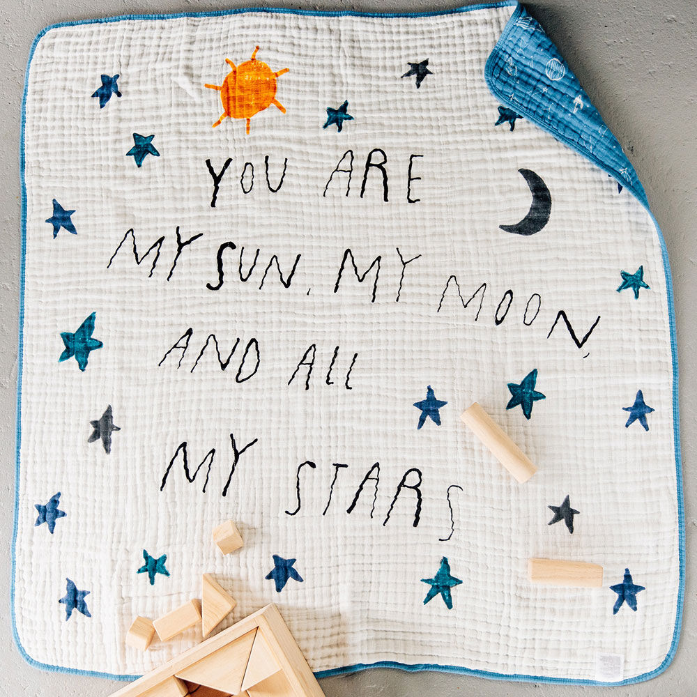 Red Rover Cotton Muslin Quilt Sun Moon Stars R Exclusive