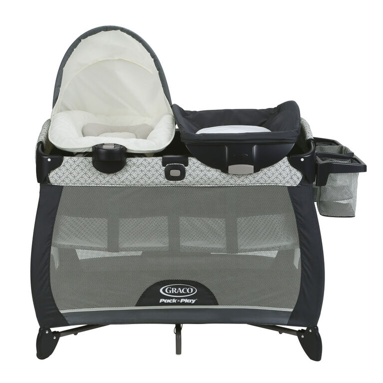 Bassinette/parc Pack 'n Play Quick Connect de Graco, Mckinley