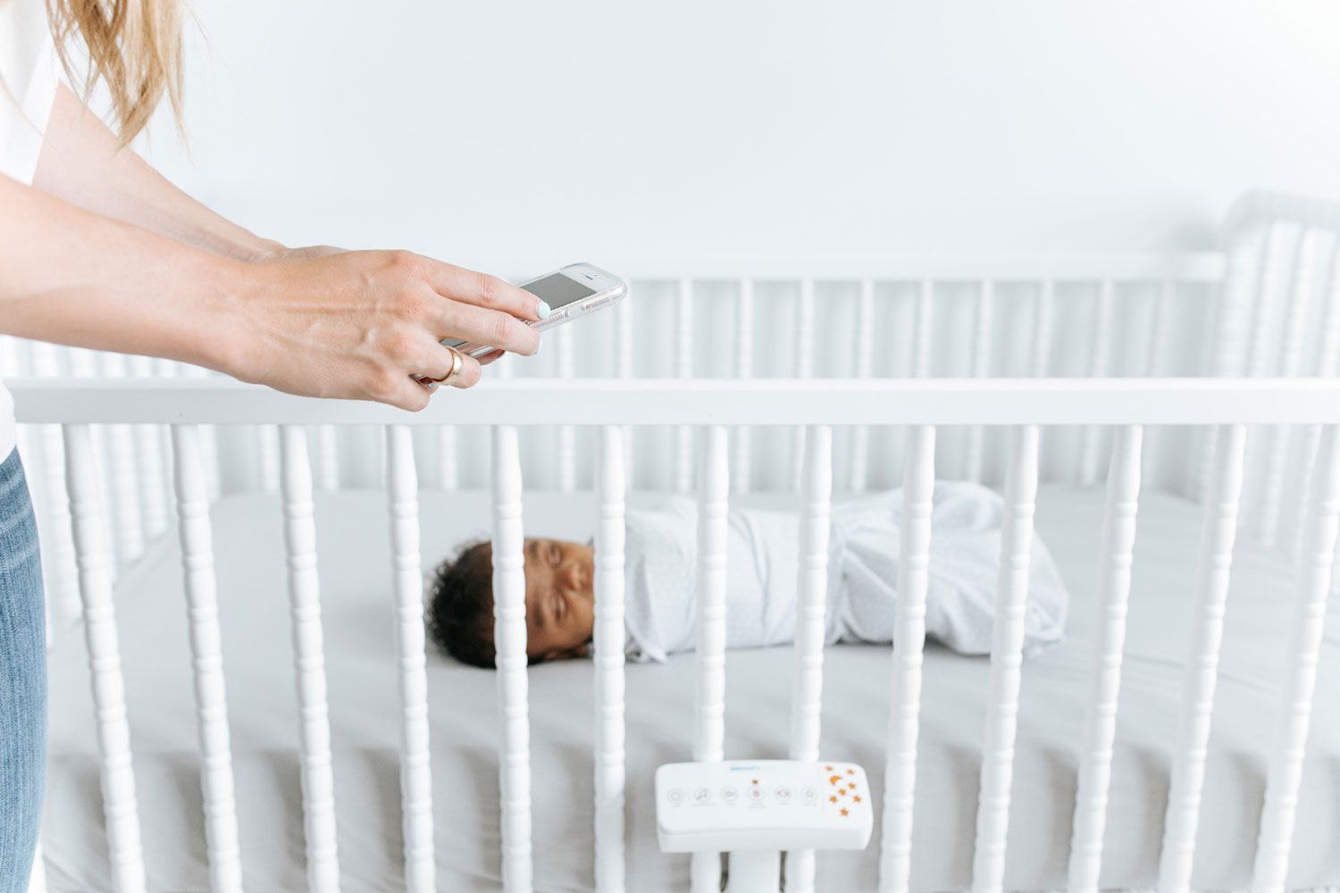 Halo snoozypod 2025 in bassinet