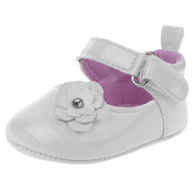 Infant White Patent Shoes Size 2