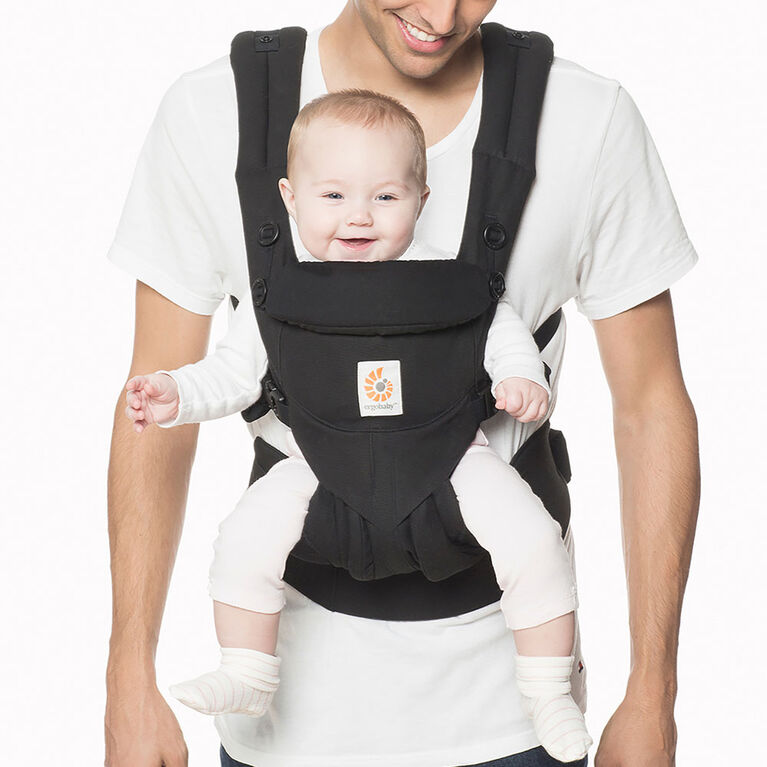 Porte-bébé ergonomique tout-en-un Ergobaby Omni 360 - noir pur.