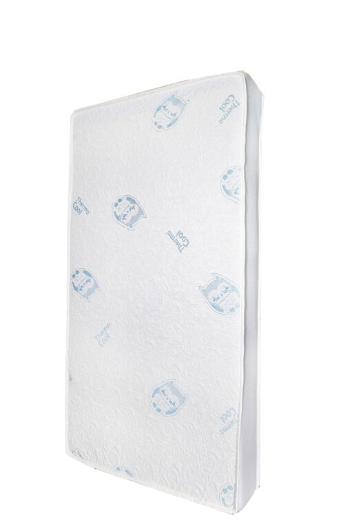 Matelas Thermorégulateur pour lit de bébé BeautyRest ThermoCool de Simmons.