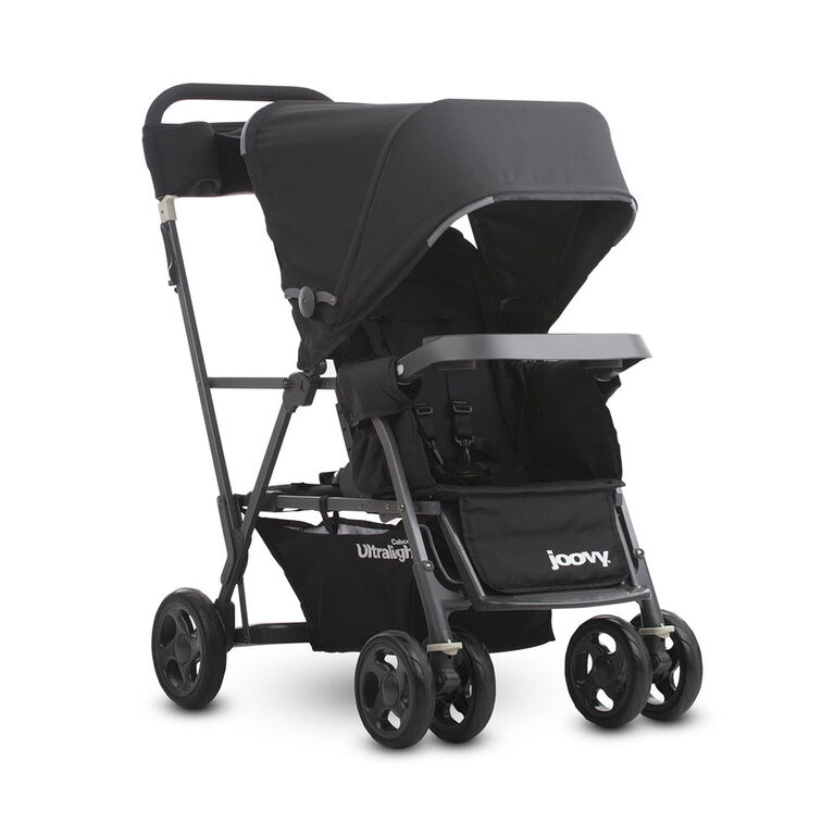 Poussette tandem Caboose Ultralight Graphite de Joovy avec marchepied - noir.