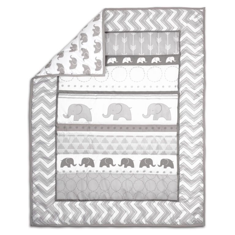 Belle Elephant Walk 3pc Bed Set (Quilt, Sheet, Dust Ruffle)