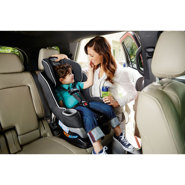 Graco Extend2Fit Convertible Car Seat, Gotham