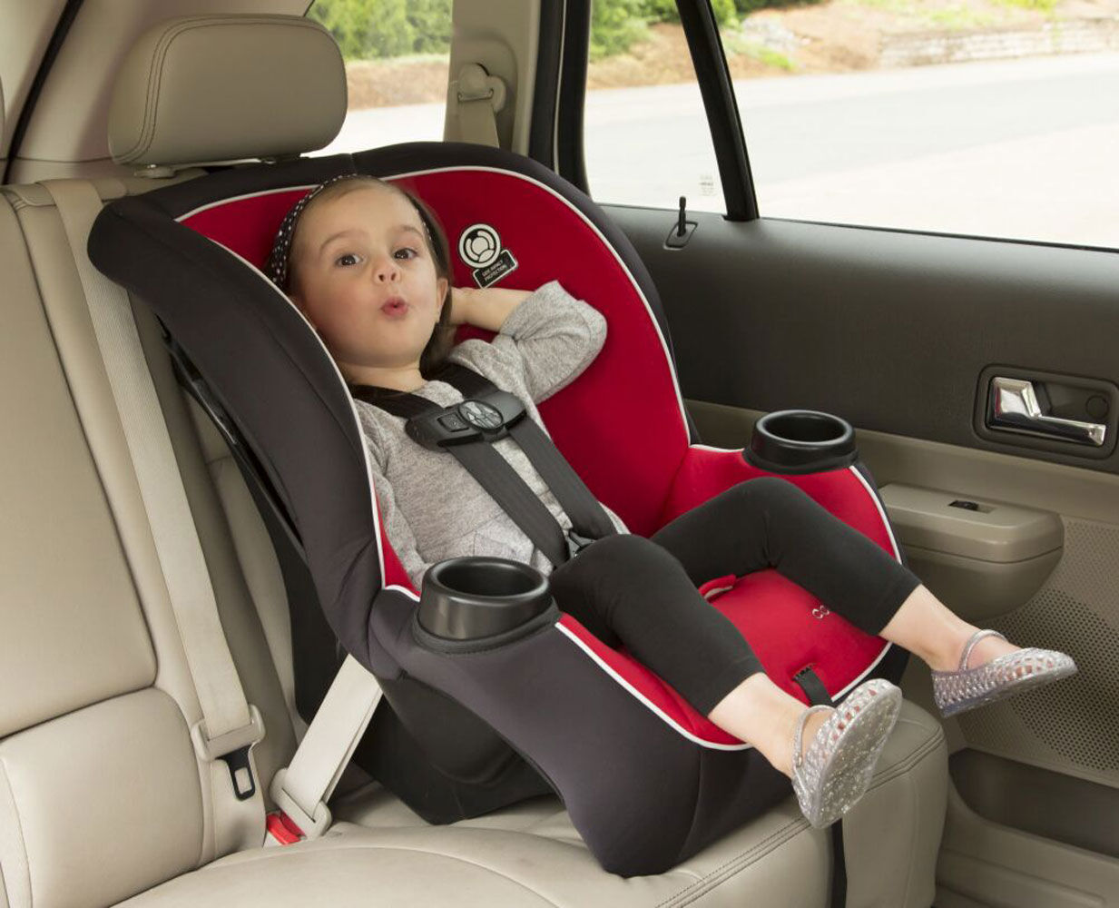 Cosco Convertible Car Seat APT 50 Vibrant Red