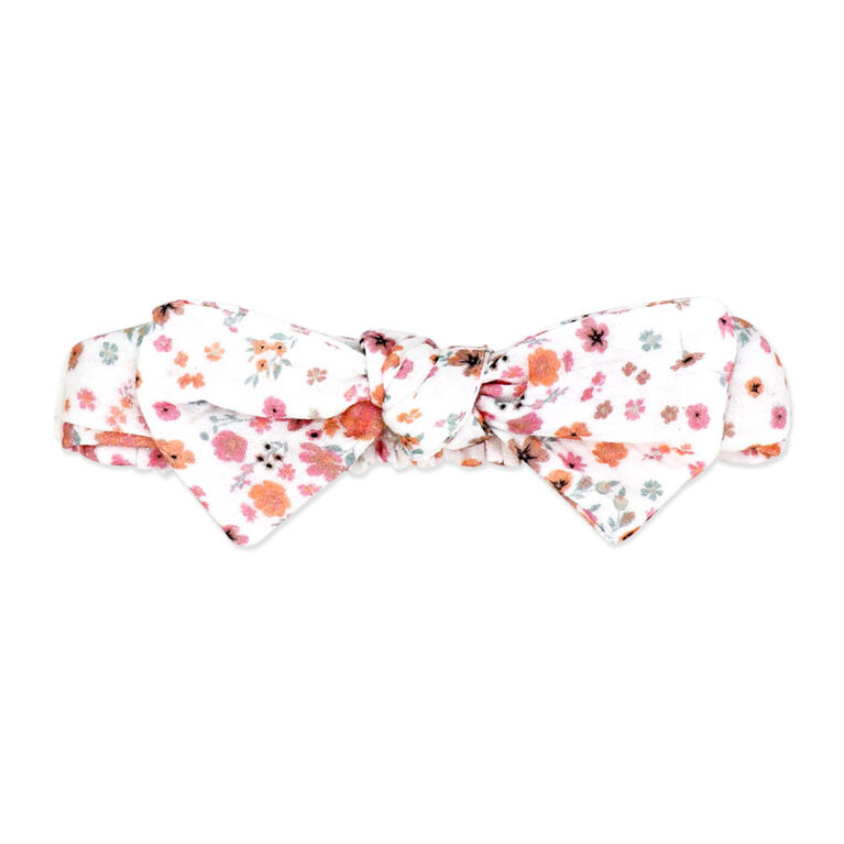 Baby Mode Signature 4 Piece Bib & Headbands: Pink Floral Bouquet Baby Mode Signature 4 Piece Bib & Headbands: Pink Floral Bouquet