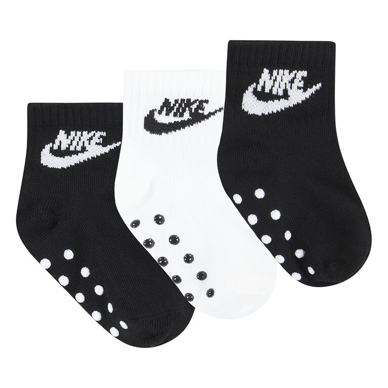 Baby nike socks sales