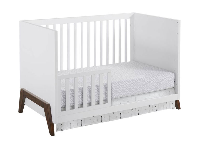 Oxford Baby - Mari Modern Crib White