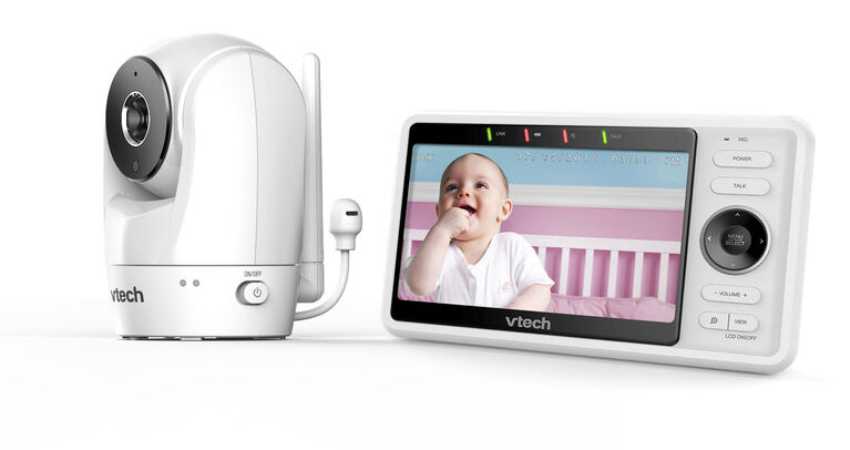 Moniteur vidéo Wi-Fi pour bébé avec caméra panoramique et inclinable HD 1080p de 5 po, blanc modèle, RM5762 de VTech.