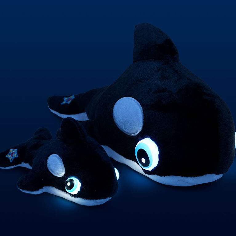 Ensemble NightBuddies and BabyBuddies Orque Noir de 15" and 5" en Peluche Yeux Lumineux