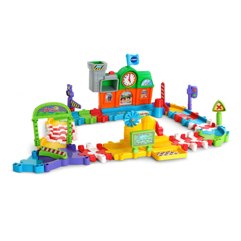 VTech Go! Go! Smart Wheels Roadmaster Train Set - English Edition