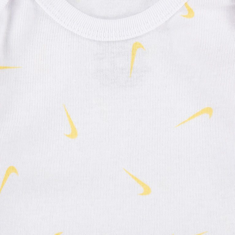 Nike 3 Piece Set - Yellow