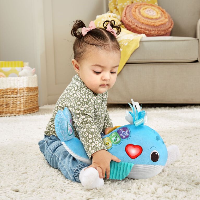 VTech Snuggle and Discover Baby Whale - English Edition