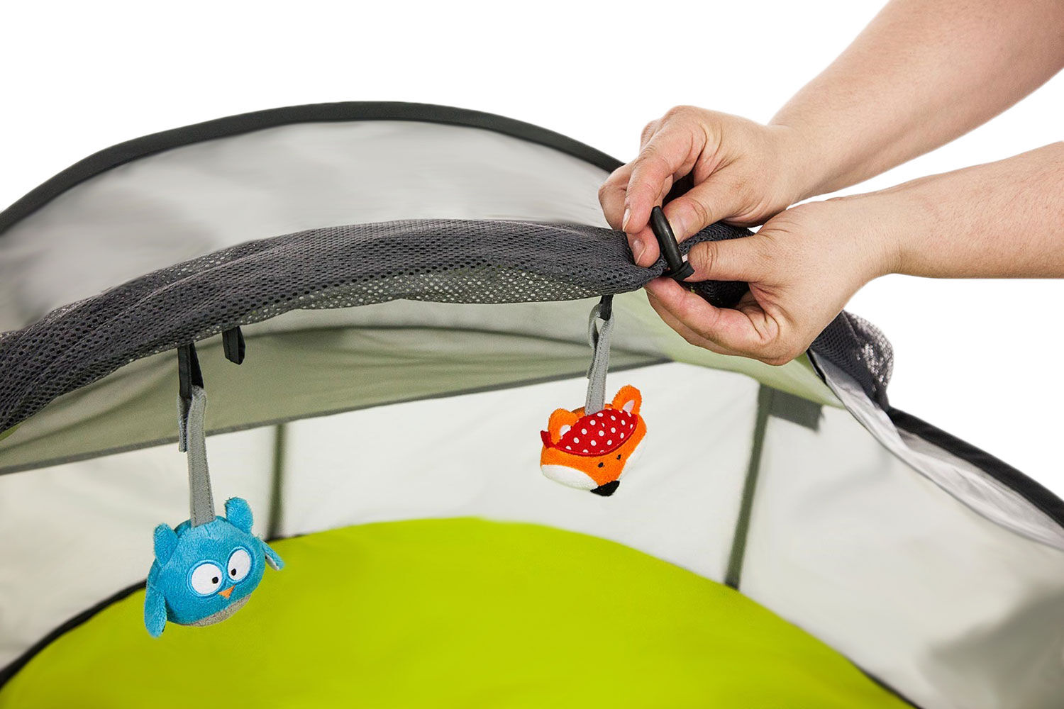 Bbluv travel bed deals and play tent