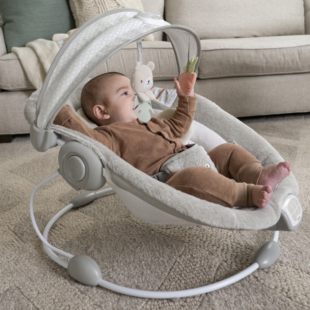 Newborn in outlet baby bouncer