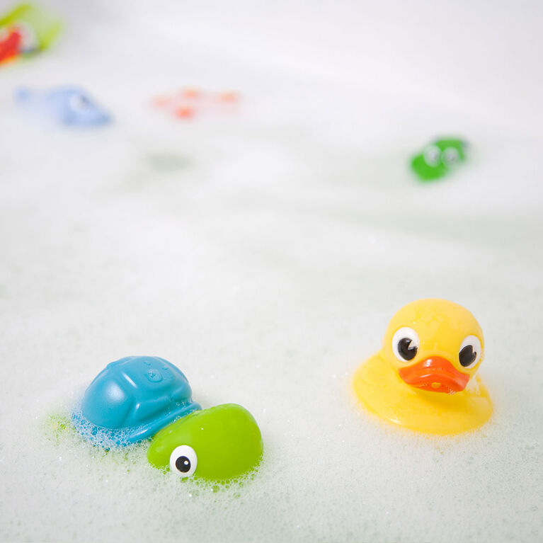 Ensemble de 10 jouets gicleurs pour le bain Little Squirts de Nuby.