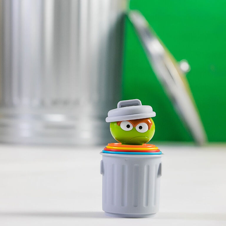 Oscar the Grouch's Stacking Cans