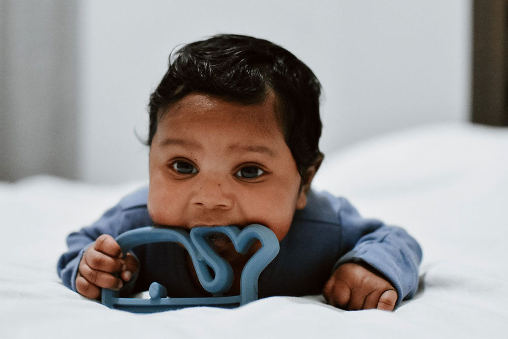 cheeks for weeks teether