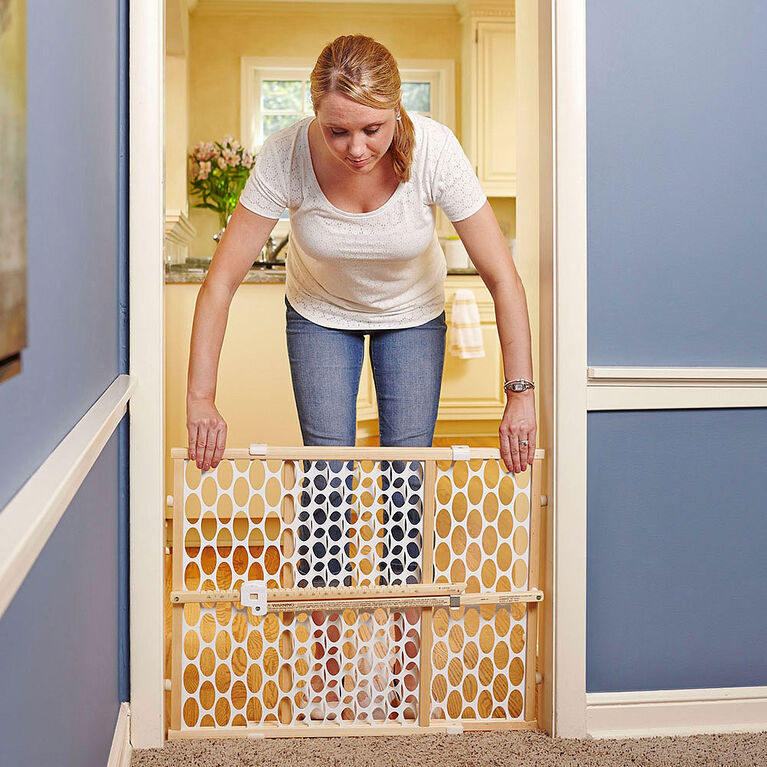 North States Quick-Fit Oval Mesh Gate - Natural/White