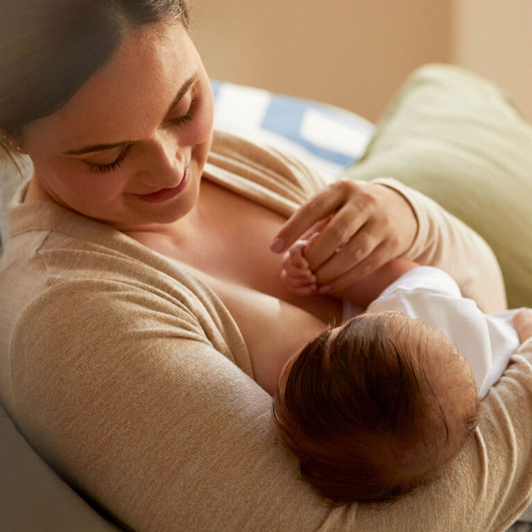 Téterelles mains-libres 21mm de Medela, à utiliser avec les collecteurs mains libres, emballage de 2 téterelles (Or Qté 2)