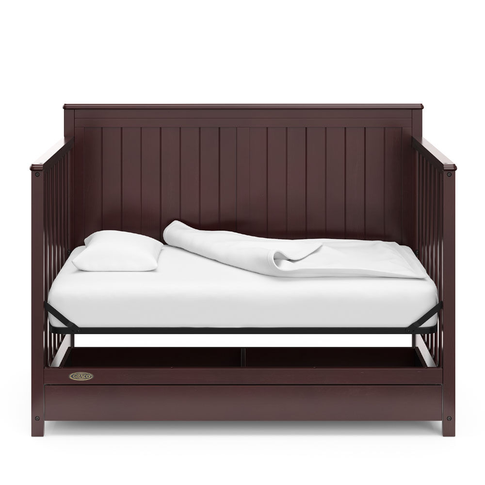 graco hadley convertible crib with drawer