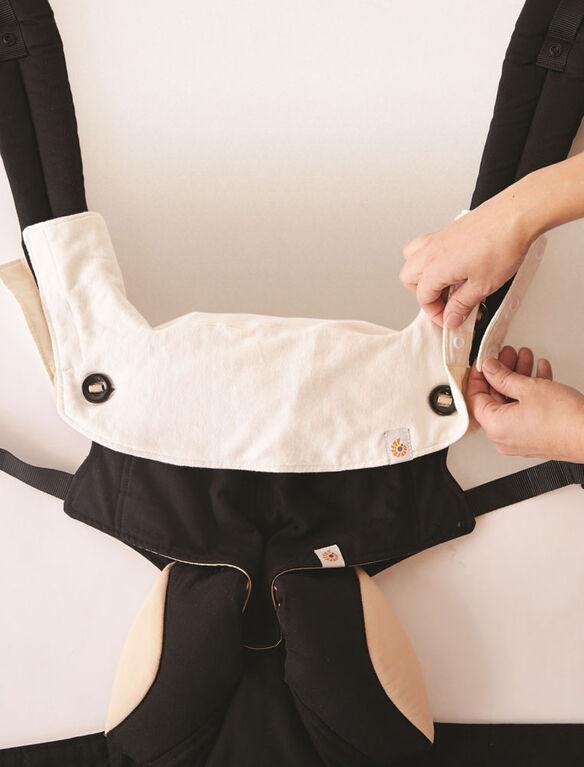 Ergobaby 360 Teething Pad & Bib - Natural