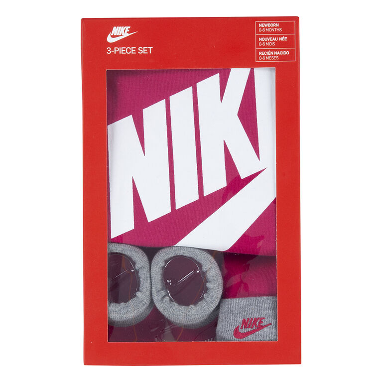 Nike 3 Piece Bodysuit Box Set Pink Size 0m 6m