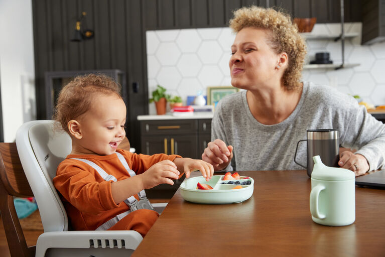 Ensemble de 2 assiettes à ventouse en silicone pour bébé de NUK