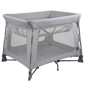 Maxi-Cosi Swift 3-in-1 travel Playard -Essential Grey