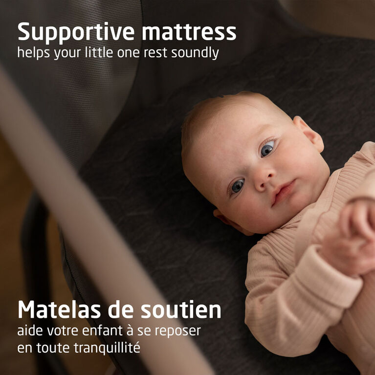 Maxi-Cosi Iora Bedside Bassinet - Beyond Graphite