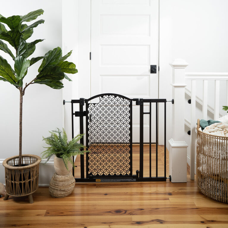 Summer by Ingenuity The Doorway 42W Series Gate - Espresso