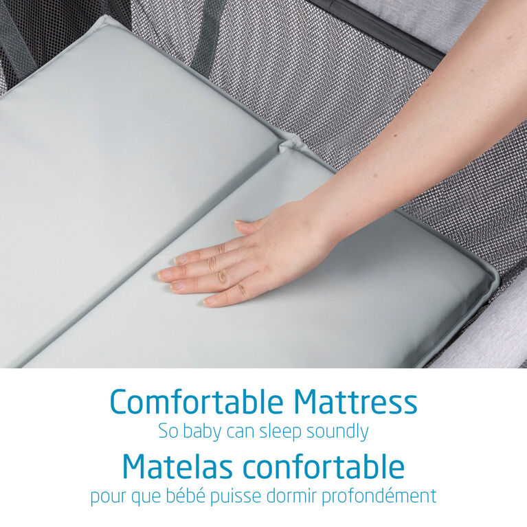 Parc de voyage 3-en-1 Swift de Maxi-Cosi  - Essential Graphite