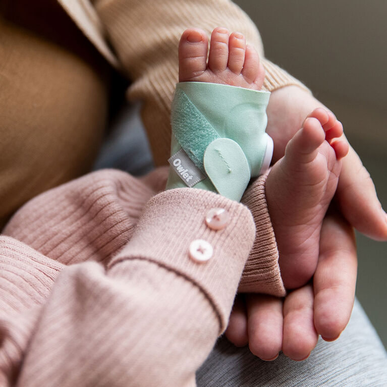 Owlet Smart Sock Baby Monitor (3rd Gen) | Babies R Us Canada